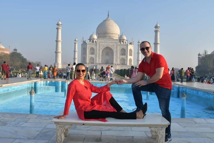 From Delhi: Taj Mahal & Agra Tour by Superfast Train - Agra Fort: Akbar’s red sandstone fortress and mixed styles