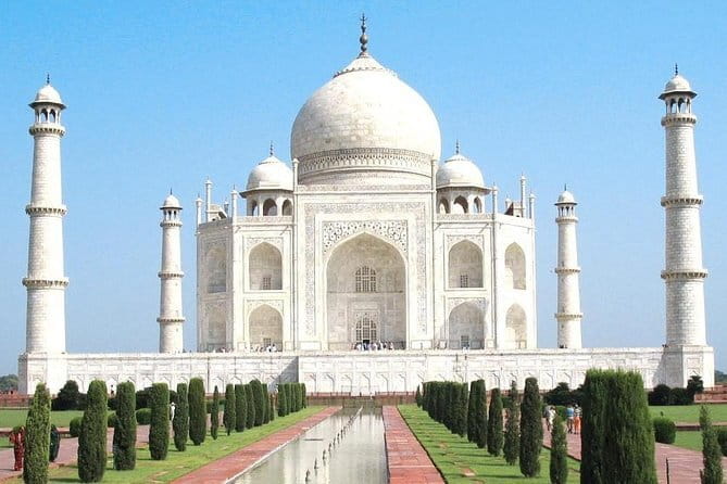 From Delhi: Taj Mahal and Agra City Tour by Car - All Inclusive - Guide quality: Aamir Khan and Mohammed set the tone