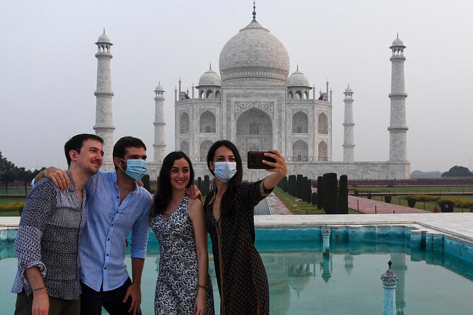 From Delhi Taj Mahal and Agra Fort Private Tour By India's fastest Train - Taj Mahal at 10:00: organized viewing beats random wandering