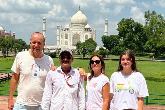 From Delhi : Taj Mahal Luxury Tour Package by Car - Key things that make this tour work