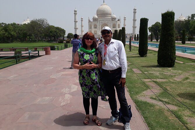 From Delhi : Taj Mahal Luxury Tour Package by Car - What to pack for an 8–10 hour Agra day