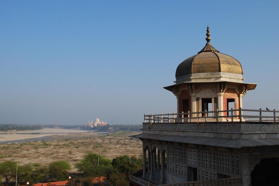 From Delhi: Taj Mahal Tour with Professional Photographer - Your private format: what you gain, what you don’t