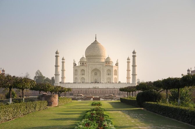 From Delhi : Tajmahal Sunrise tour with Agra fort, Baby Taj, Meal - Key points that make this tour worth your time