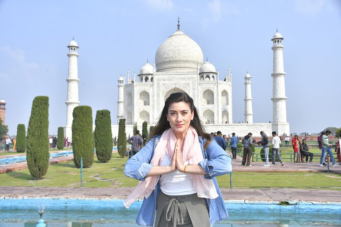 From delhi:(Vip entry)All Inclusive Taj Mahal & Red Fort day trip - Timing That Makes the Day Work: Getting to Agra Early