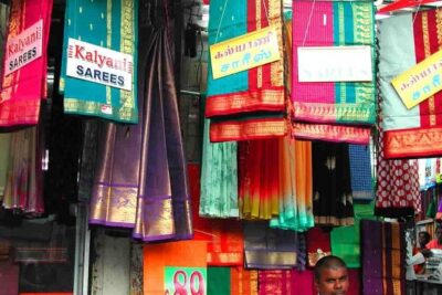 Full Day Customized Delhi Shopping Tour With Female Consultant - Pickup Time, AC Comfort, and Getting Oriented Fast