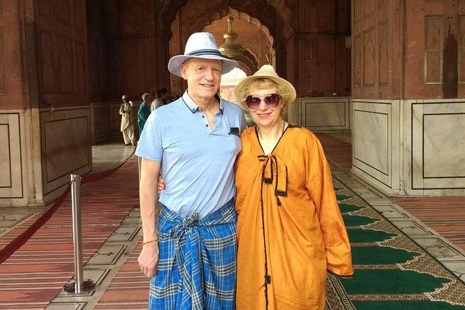 Full Day Delhi City Tour By Tuk Tuk - Jama Masjid: start in Old Delhi with the right kind of energy