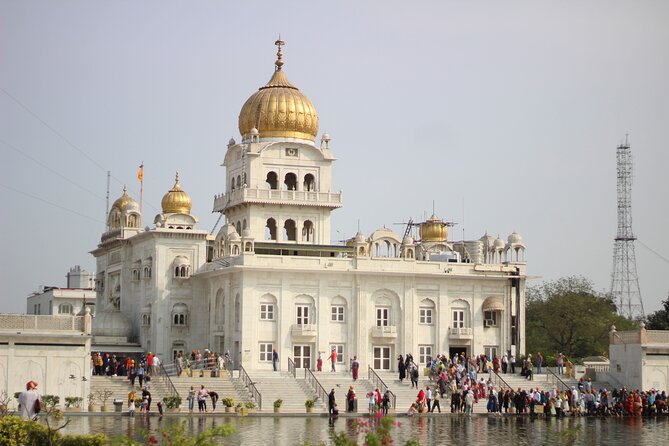 Full Day Delhi Sightseeing Tour by Public Transport - Meeting at Connaught Place: your metro launch pad