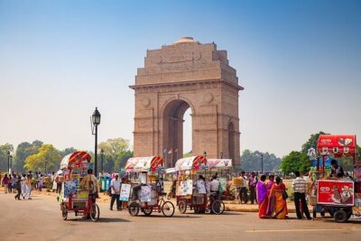 Full Day Old Delhi and New Delhi Tour - Jama Masjid First: Big Mosque Energy and a Red Sandstone Courtyard