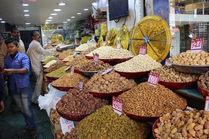 Full Day Old Delhi Food, Heritage, Cultural experience&visit Masterji Kee Haveli - Kinari Bazar and Dariba Kalan: embroidery and jewelry streets to watch for