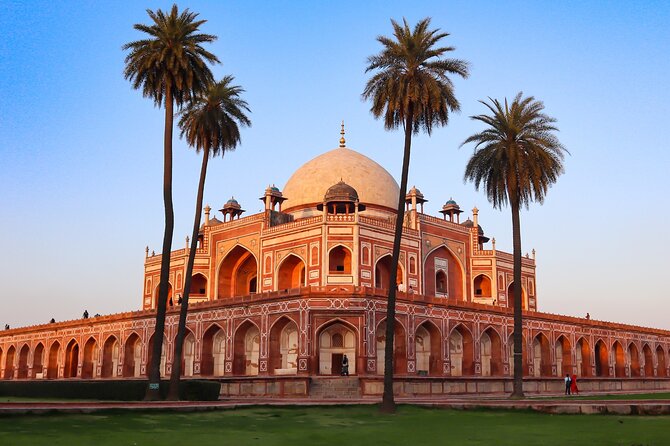 Full Day Private Guided Delhi City tour by Car with Guide - Khari Baoli Spice Bazaar: A 30-Minute Sensory Hit