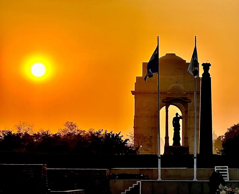 Full-Day Private Old and New Delhi Combo Tour - New Delhi Icons: India Gate and the Memorial Geometry