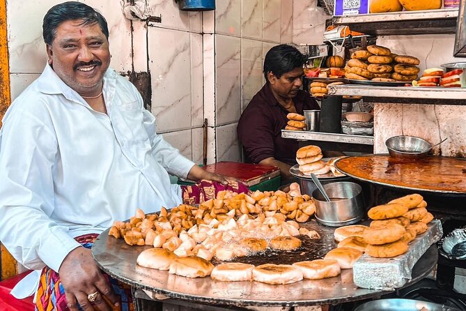 Full Day Private Tour Of Old & New Delhi - How this 8-hour private route keeps Old and New Delhi from feeling random
