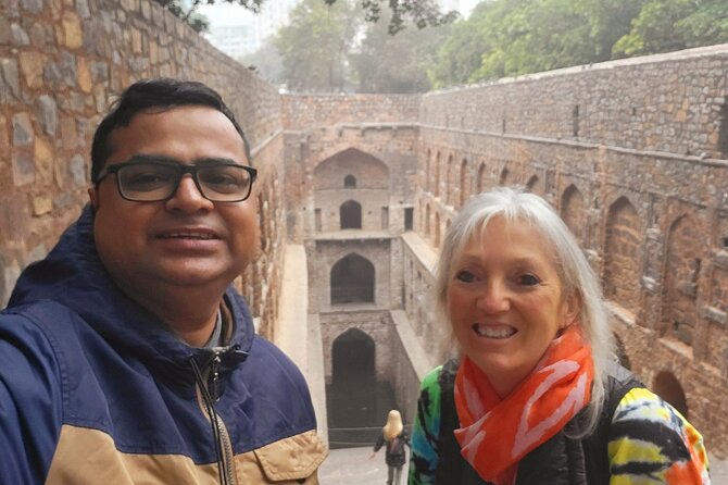 Full-Day Tour of Offbeat Old and New Delhi with Hotel Pick Up - Hotel pickup and air-conditioned comfort before Old Delhi