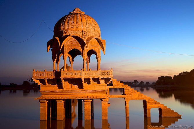 Golden Triangle India Tour 4 Days - Day 4 in Jaipur: Amber Fort, Jal Mahal photo stop, City Palace, Jantar Mantar, Hawa Mahal