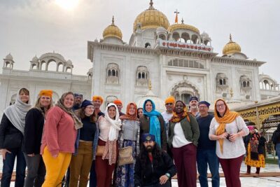 Half day Heritage Food Walk & Spice Market at Old Delhi - Premium Tour - Pasar Chandni Chowk: the market square that explains the chaos
