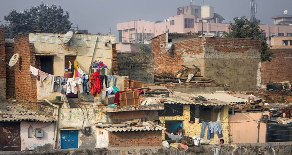 Half Day Slum Walking Tour Delhi - Education and Health: How the Tour Handles Hard Topics