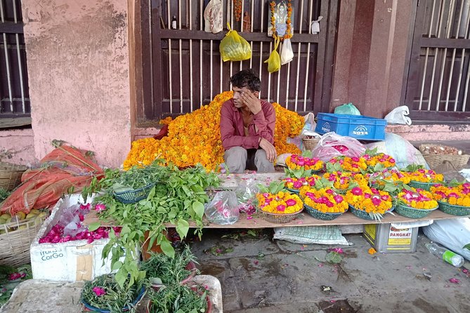 Hidden Gems of Old Delhi - Walk - Stop 2: Khari Baoli for Spices and Dry Fruits