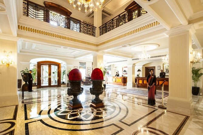 High Tea At The Atrium Restaurant, Imperial Hotel, New Delhi - The colonial décor details you can enjoy while you wait