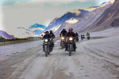 Himalayas: 11 Day Motorbike Expedition To Ladakh (North India) - The Day-by-Day Ride: From Overnight Bus to Manali’s First Highlands