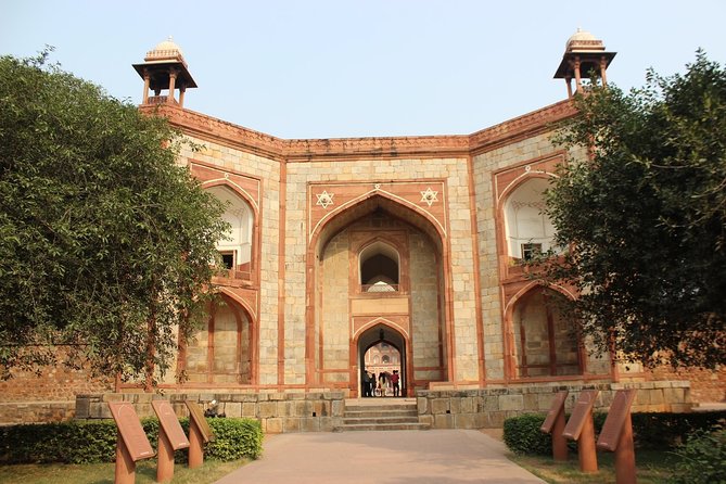 Humayun's Tomb tickets - Skip the line with Licensed Tour Guide - Humayun’s Tomb itself: the garden-tomb concept and why 1572 matters