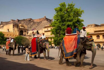 Jaipur Full Day Tour with Pickup & Drop-off in Agra or Delhi - The Private AC Car: Comfort You Actually Notice