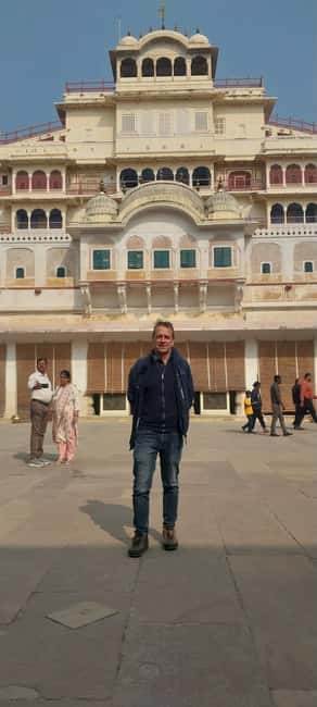 Jaipur Private Day Trip with Monument Tickets from New Delhi - Jantar Mantar (optional): turning curiosity into a real hour