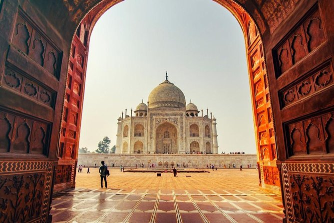 Luxury Golden Triangle Tour with Oberoi Hotels - Day 2 in Old Delhi: Raj Ghat and Jama Masjid
