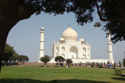 Luxury Taj Mahal Tour By SUPERFAST Train From Delhi - Superfast train timing: how the schedule holds together