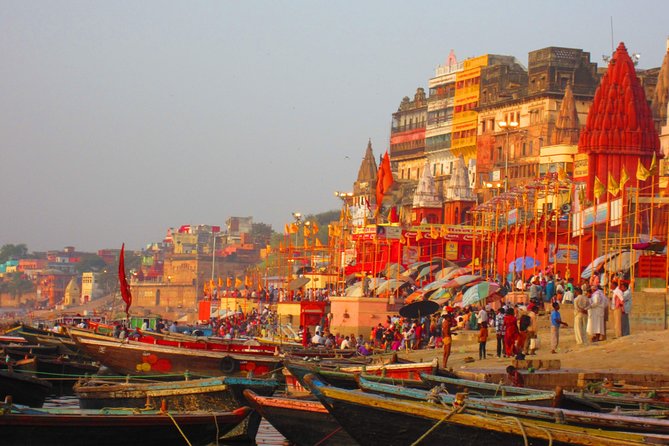 Majestic Golden Triangle With Varanasi - Delhi in One Day: From Fortifications to Old Bazaar Chaos