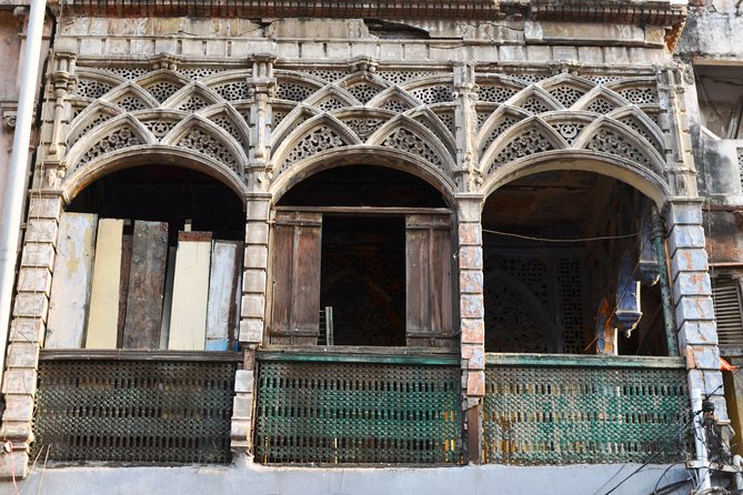 Masterji Kee Haveli Walk - Old Delhi Bazaar & Food Walk - The spice market stop: why it’s more than just shopping photos