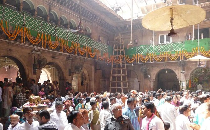 Mathura Vrindavan Divine Love Journey of Radha Krishna From Delhi - Key takeaways before you go