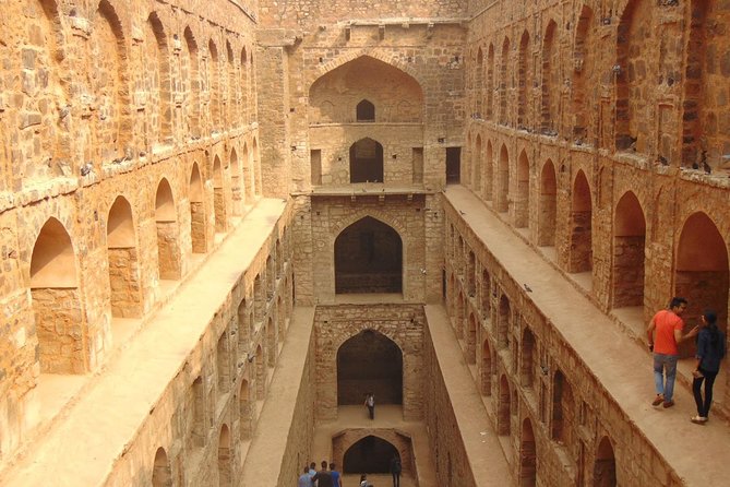 Moral Slum Tour in Delhi with hotel pickup & drop - Sanjay Colony in Okhla Vihar: what you’ll see beyond headlines