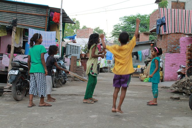 Moral Slum Tour in Delhi with hotel pickup & drop - Weather and timing: when to pay attention