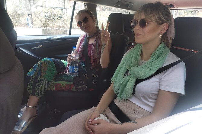 New Delhi Airport to Hotel Transfer Private Shuttle Sedan & SUV - The Private Format: Small Group, Big Relief
