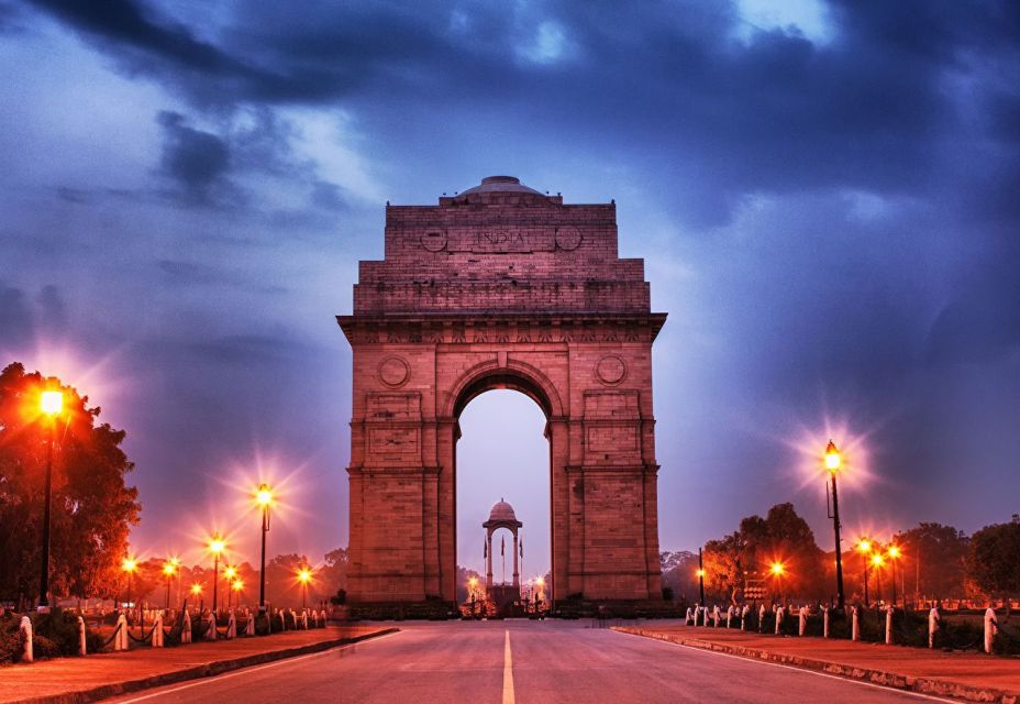 New Delhi: Delhi Night/ Evening Tour by Car - 4hr - President House and Parliament: Security Rules You’ll Feel