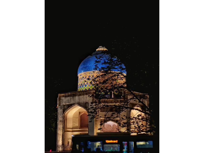 New Delhi: Guided Night Photography & Heritage Tour of Delhi - Starting at Jor Bagh Metro Gate 2: Your Night-Delhi Launch Point