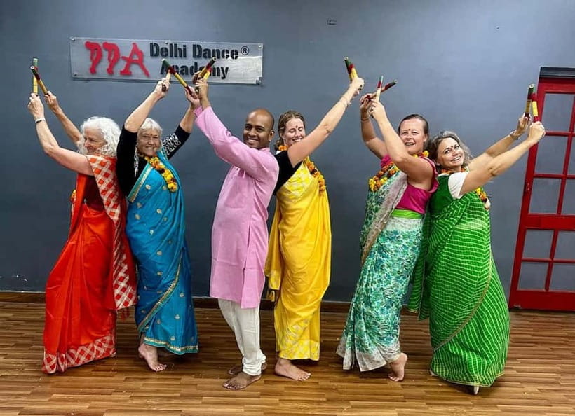 New Delhi: Namaste India Bollywood Dance Workshop - The 2-hour flow: welcome ritual, learning, and your filmed finale