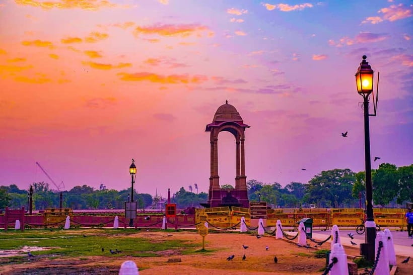 New Delhi : Night View of Delhi Tour - 4 Hrs - Laxmi Narayan Temple (Birla Mandir): A Classic Delhi Temple Stop