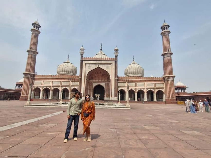 New Delhi & Old Delhi Private Guided Tour For 4-8 Hours - Pickup window and how the 4–8 hours usually feel