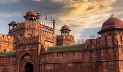 New Delhi: Private Old & New Delhi Day Trip & Optional Guide - Old Delhi: Jama Masjid and Chandni Chowk with a rickshaw break
