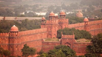New Delhi: Red Fort Entry Ticket with Optional Add-Ons - Inside the fort walls: Lahore Gate, Naubat Khana, and the Mughal “court” feeling