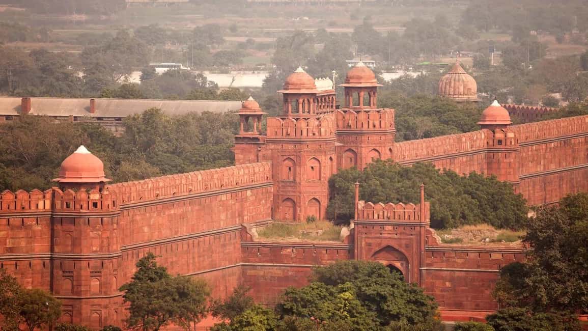 New Delhi: Red Fort Entry Ticket with Optional Add-Ons - Inside the fort walls: Lahore Gate, Naubat Khana, and the Mughal “court” feeling