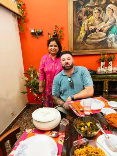 New Delhi: Traditional Indian Cooking Class & Market Visit - Getting to the meeting point near Ashram metro (no pickup)