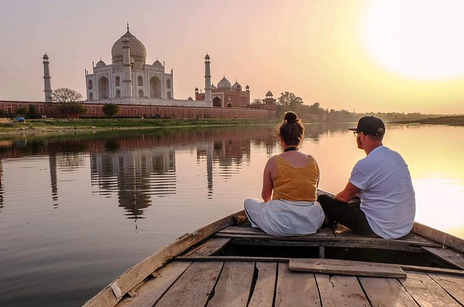 New Delhi:Agra Taj Mahal Private Car Sightseeing Tour - A few smart considerations before you go