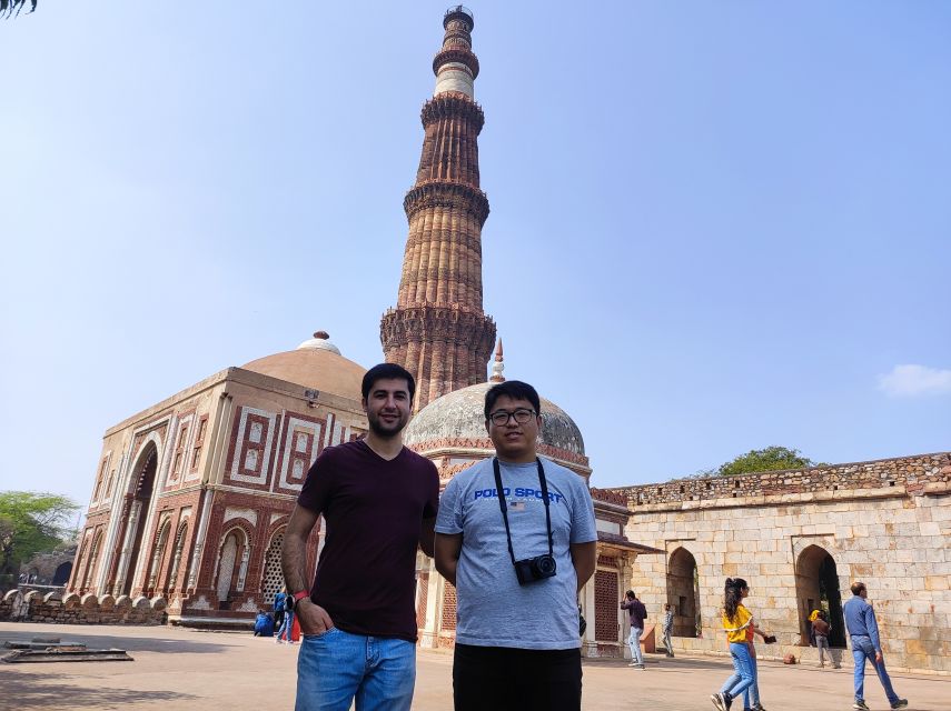 Old and New Delhi: 8-Hour Private City Tour - Pickup, Car Comfort, and How the Day Flows