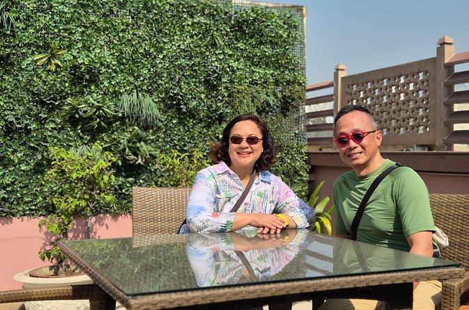 Old and New Delhi City Tour Full Day - Connaught Place food stop: a useful place to regroup