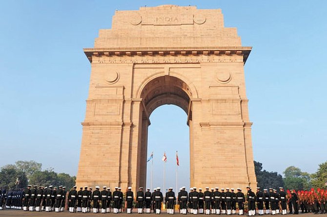 Old and New Delhi city tour with Live tour guide - Why this Old and New Delhi loop works (and who it suits)