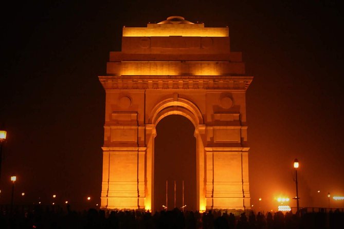 Old and New Delhi city tour with Live tour guide - India Gate quick stop: a New Delhi breather