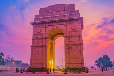Old and New Delhi Private City Tour - Chandni Chowk and the rickshaw ride: the Old Delhi street experience