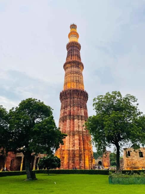 Old and New Delhi Private Full or Half Day Tour Upto 8 Hours - What You Need to Know Before You Go (Comfort, Bags, Shoes)